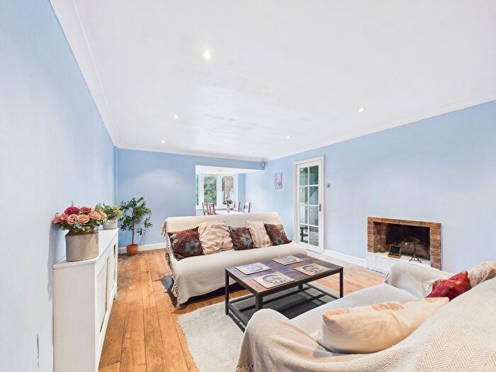 6 Bedroom Detached House For Sale In Church Lane, Greetham, Oakham, LE15
