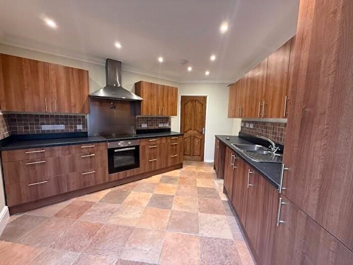 3 Bedroom Semi Detached House To Rent In Porters Avenue, Dagenham, RM8