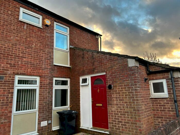 3 Bedroom Terraced House To Rent In Fulmar Lane, Wellingborough, NN8