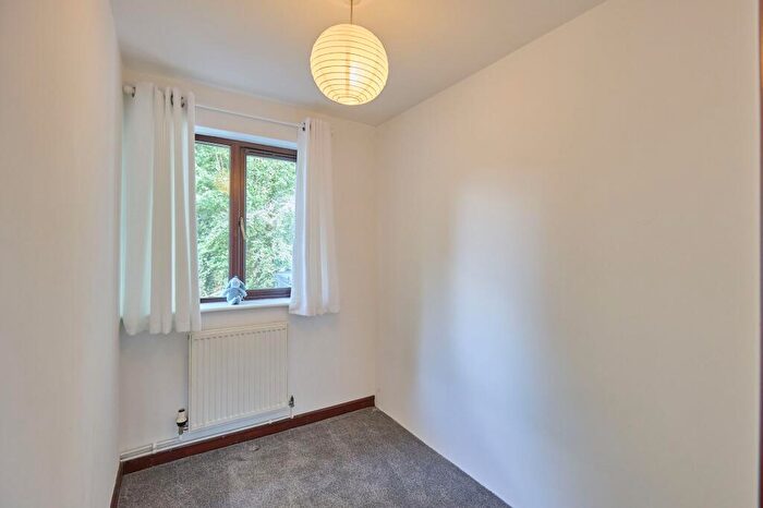 1 Bedroom Detached Bungalow For Sale In Moor Avenue, Witney, OX28