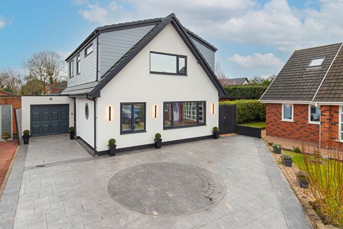 4 Bedroom Detached Bungalow For Sale In Fengrove, Longton, PR4