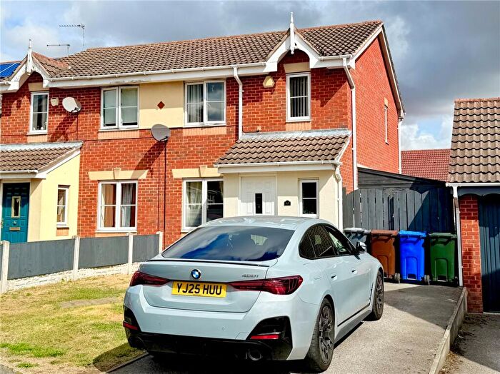3 Bedroom Semi Detached House For Sale In Manor Fields, Great Houghton, Barnsley, S72