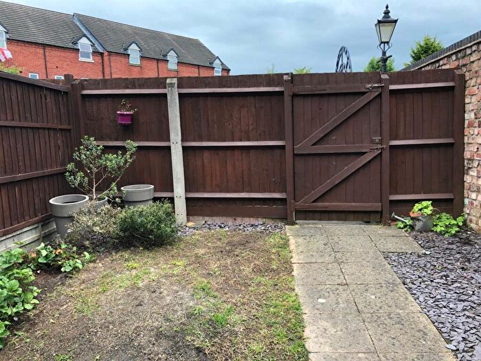 2 Bedroom Semi-Detached House For Sale In Druid Street, Hinckley, LE10