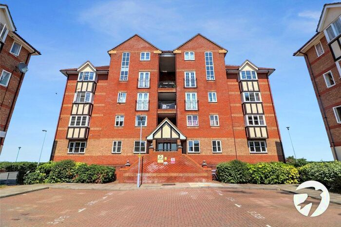 2 Bedroom Property To Rent In Chandlers Drive, Erith, Kent, DA8