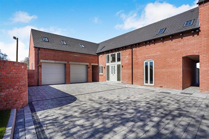 4 Bedroom Country House For Sale In Main Street, Nailstone, CV13