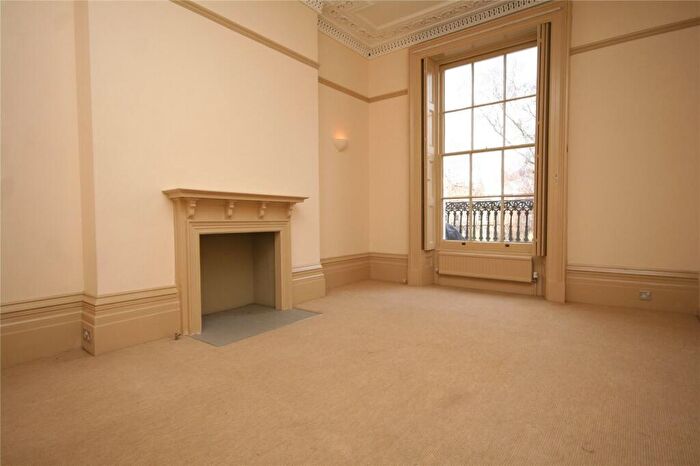 1 Bedroom Apartment To Rent In Clarence Square, Cheltenham, GL50