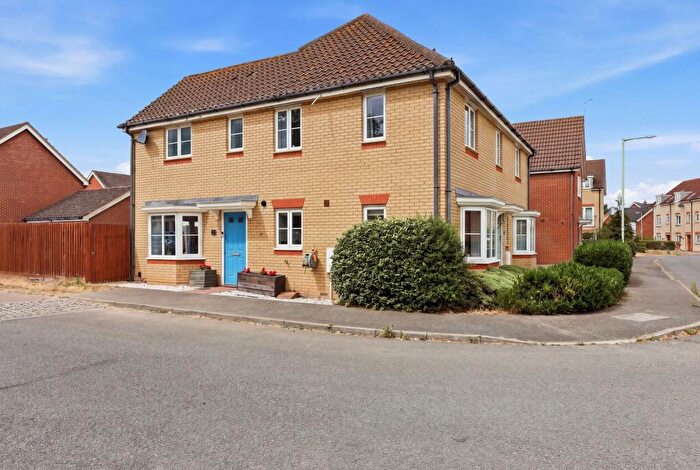 3 Bedroom Semi-Detached House For Sale In Hercules Road, Rendlesham, IP12