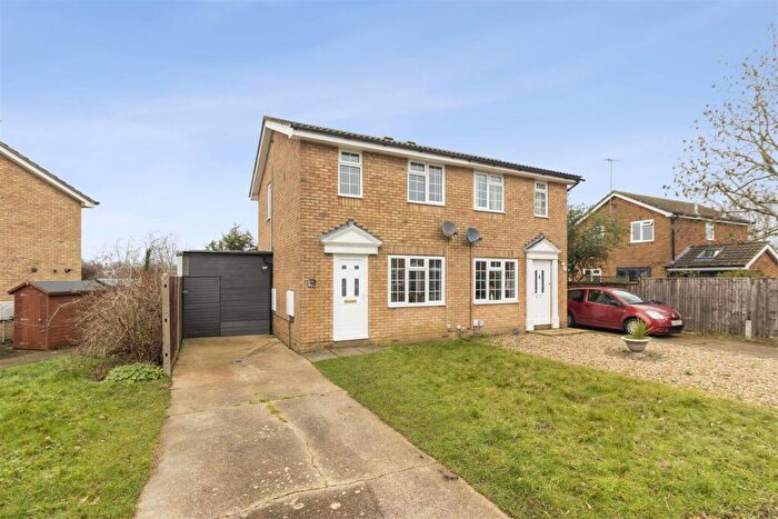 2 Bedroom House For Sale In Quinnell Drive, Hailsham, BN27