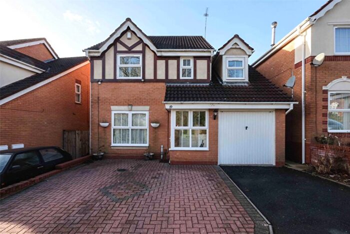 4 Bedroom Detached House For Sale In Small Close, Smethwick, West Midlands, B67