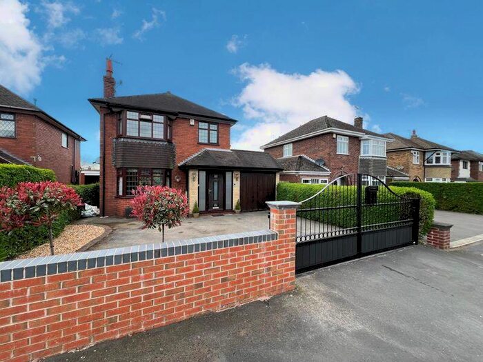 3 Bedroom Detached House For Sale In Wetley Avenue, Werrington, Ohy, ST9