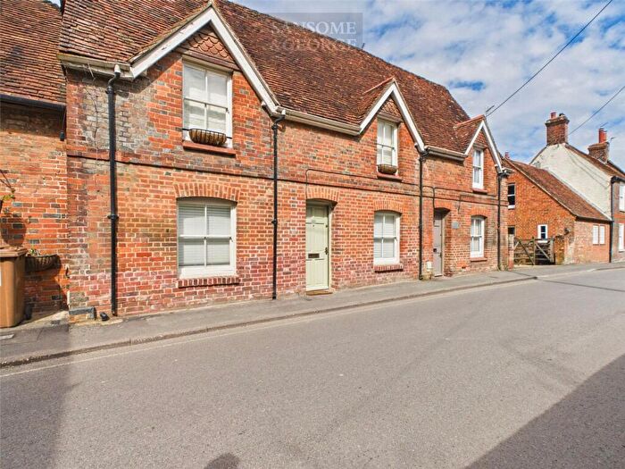 3 Bedroom Terraced House For Sale In Swan Street, Kingsclere, RG20