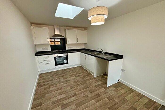 2 Bedroom Flat To Rent In Halewood Avenue, Newcastle Upon Tyne, NE3