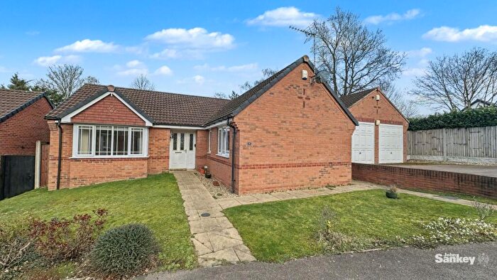 3 Bedroom Detached Bungalow For Sale In Elder Court, Forest Town, NG19
