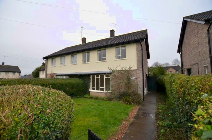 3 Bedroom Semi-Detached House To Rent In Longthorpe Green, Peterborough, PE3
