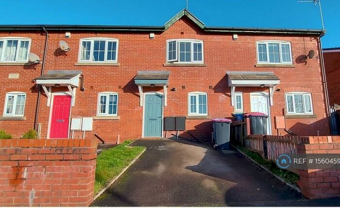 3 Bedroom Terraced House To Rent In Guy Fawkes Street, Salford, M5