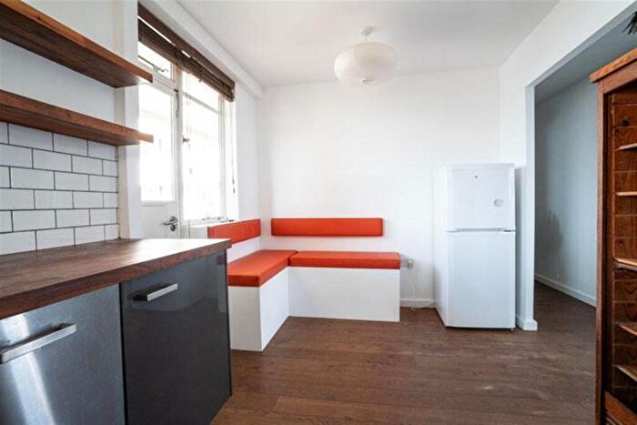 1 Bedroom Apartment For Sale In Kings Road, Brighton, BN1