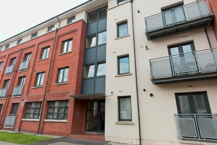 2 Bedroom Flat To Rent In Firmount Building, Old Bakers, Court, BT6