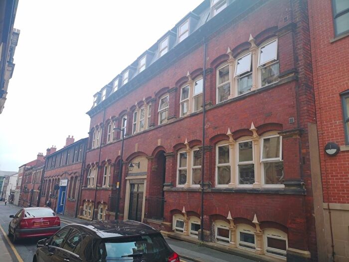 1 Bedroom Flat To Rent In Holdsworth House, King Street, Wakefield, West Yorkshire, WF1