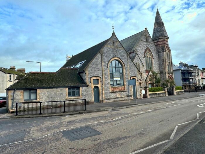 2 Bedroom Mews To Rent In Dartmouth Road, Paignton, TQ4