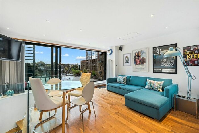 2 Bedroom Flat To Rent In Chancellors Wharf, Crisp Road, London, W6