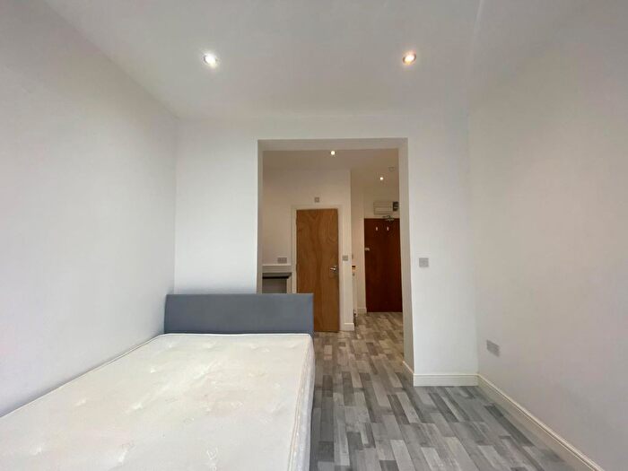 Studio To Rent In Aldborough Road South, Seven Kings, Ilford, IG3