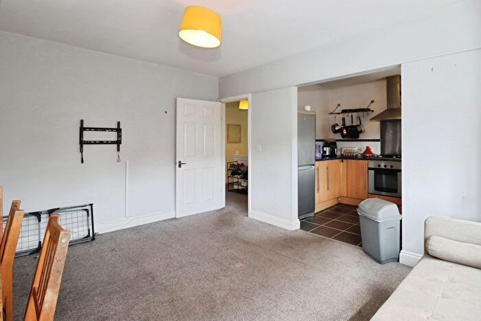 1 Bedroom Flat For Sale In Southmead Road, Bristol, Avon, BS10