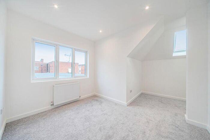 3 Bedroom Flat To Rent In Sidcup High Street Sidcup, DA14
