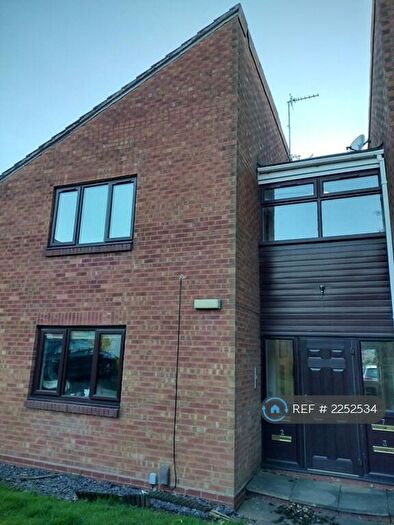 Studio To Rent In Bridge Piece, Birmingham, B31