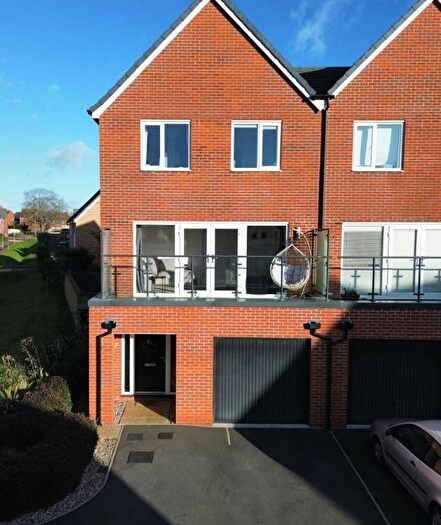 4 Bedroom Semi Detached House For Sale In Apple Tree Close, Taunton, TA2