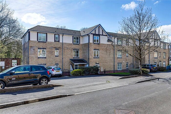 2 Bedroom Flat For Sale In Heol Llinos, Thornhill, Cardiff, CF14