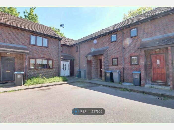 3 Bedroom Terraced House To Rent In Peace Grove, Wembley, HA9