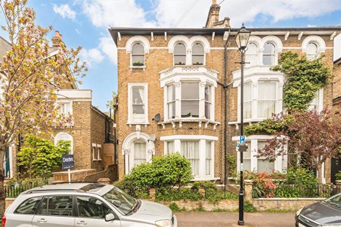 2 Bedroom Flat For Sale In Algernon Road, Lewisham, SE13