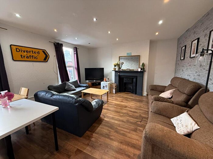 7 Bedroom House To Rent In Langdale Road, Liverpool, L15