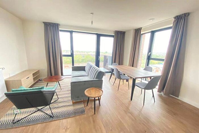 2 Bedroom Apartment To Rent In North End Road, HA9