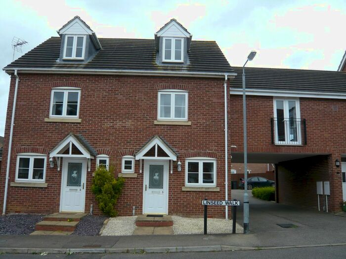 3 Bedroom Terraced House To Rent In Linseed Walk, Downham Market, PE38