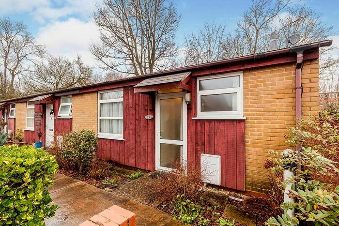 1 Bedroom Bungalow To Rent In Ash Croft Court, New Ash Green, Longfield, Kent, DA3