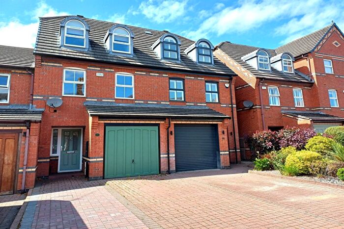 3 Bedroom Town House For Sale In Victoria Street, Knutsford, WA16