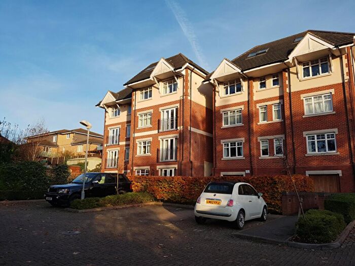 2 Bedroom Apartment To Rent In Cobbett Road, Bitterne, SO18