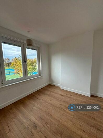 3 Bedroom Flat To Rent In Orchardfield Avenue, Edinburgh, EH12