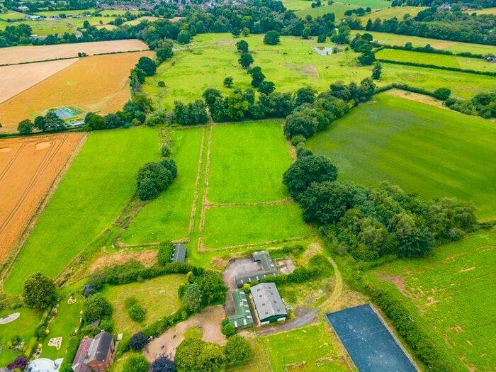 Equestrian Facility For Sale In Bromsgrove Road, Belbroughton, DY9