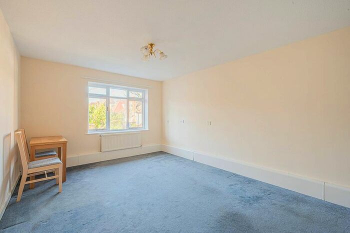 1 Bedroom Flat To Rent In Westcombe Park Road, Blackheath, London SE3