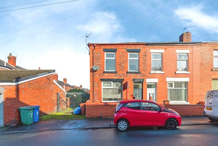3 Bedroom End Of Terrace House For Sale In Froom Street, Chorley, Lancashire, PR6