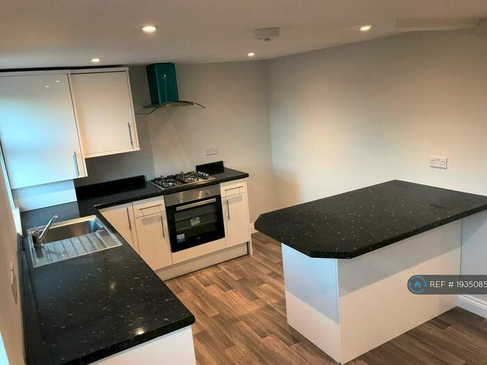 1 Bedroom Flat To Rent In Poole Road, Upton, Poole, BH16