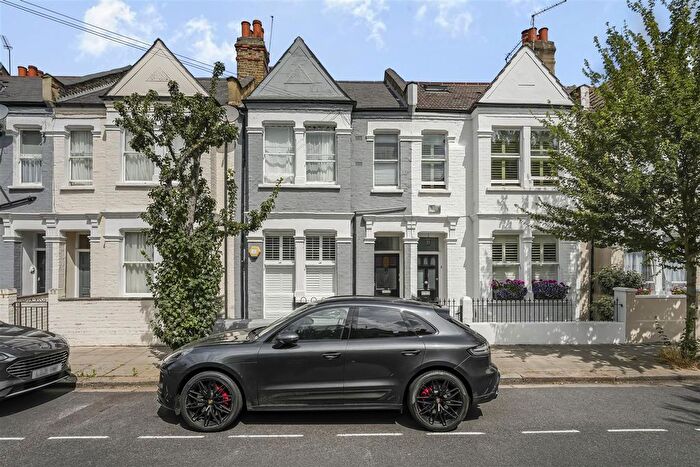 1 Bedroom Flat To Rent In Allestree Road, Fulham, SW6