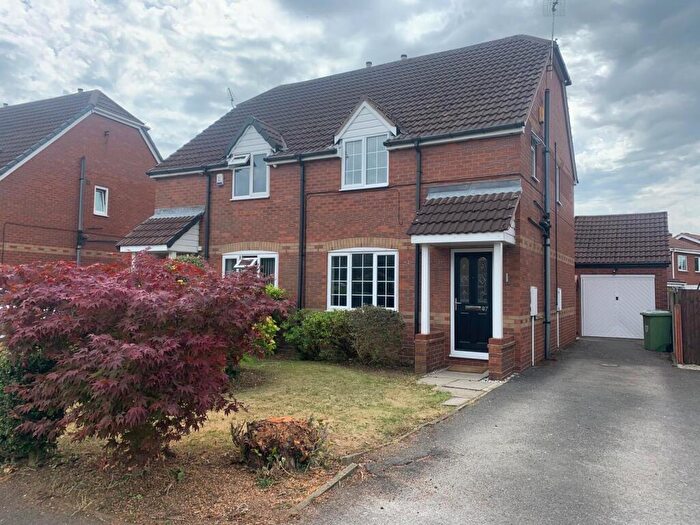 3 Bedroom House To Rent In Horsehead Lane, Bolsover, Chesterfield, S44