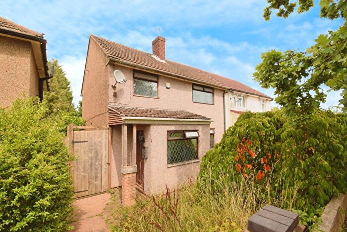 3 Bedroom Semi-Detached House For Sale In Somers Road, Keresley End, Coventry, Warwickshire, CV7