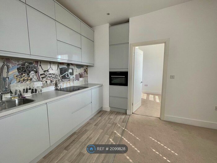 1 Bedroom Flat To Rent In Church Street, Folkestone, CT20