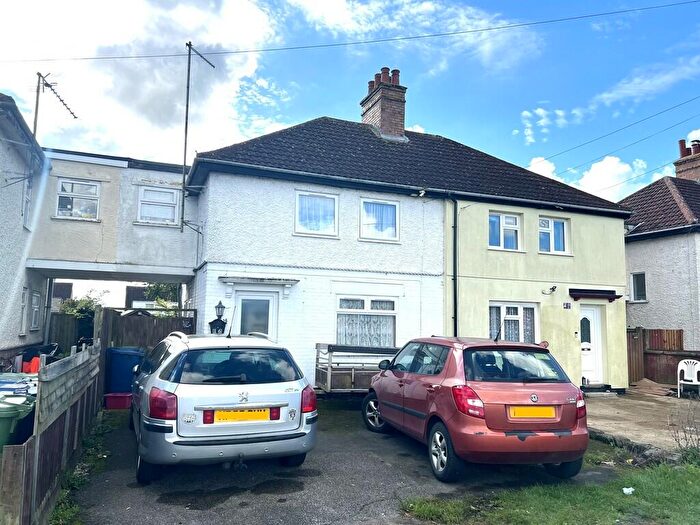 3 Bedroom Semi-Detached House For Sale In Delve Terrace, Chatteris, Cambs., PE16