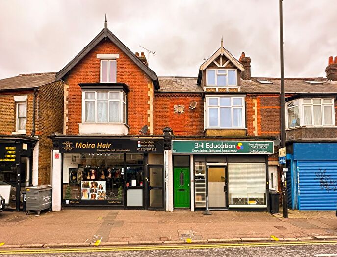 3 Bedroom Flat To Rent In St Albans Road, Watford, WD24