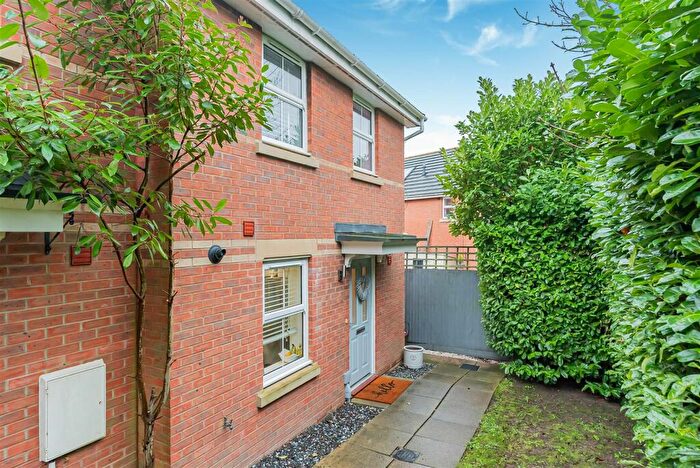 3 Bedroom End Of Terrace House For Sale In Olvega Drive, Buntingford, SG9